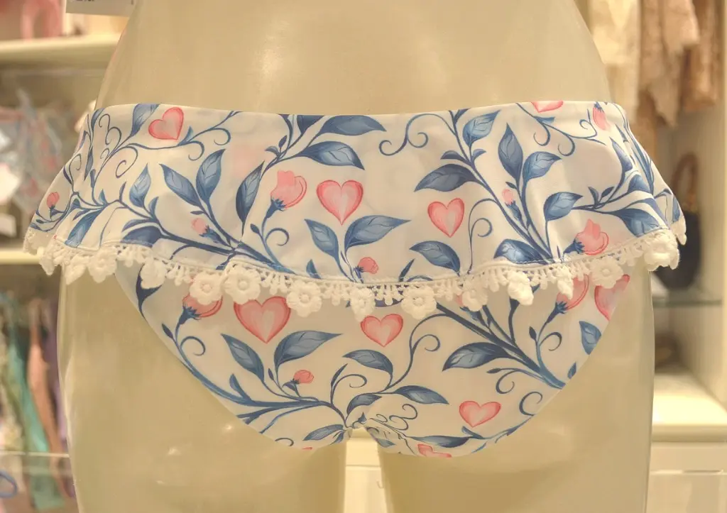 I COSTUMI DEL FORTE COLLEZIONE CUORI5.webp