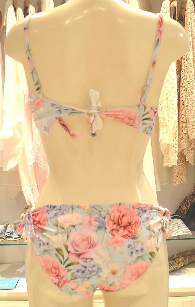 I COSTUMI DEL FORTE COLLEZIONE FLORA9.webp