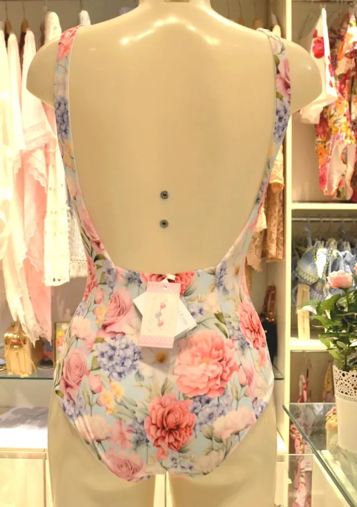 I COSTUMI DEL FORTE COLLEZIONE FLORA5.webp