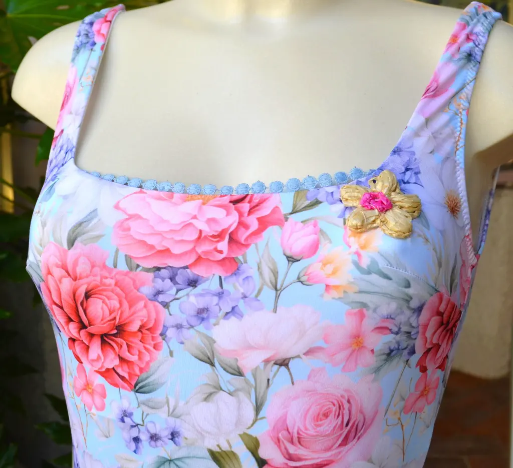 2COSTUMIDELFORTE,FLORA,FORTEDEIMARMI,SHOPPING.webp