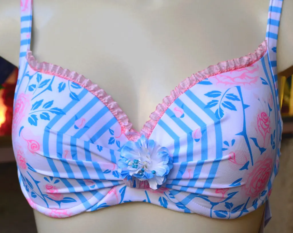 2BIKINICOSTUMIDELFORTE,ROSA,FORTEDEIMARMI,SHOPPING.webp