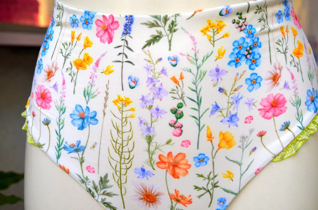 11,BIKINI,FIORIDICAMPO,FORTEDEIMARMI,ICOSTUMIDELFORTE,SHOPPING.webp