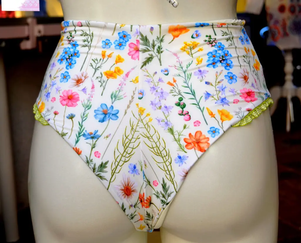 12,BIKINI,FIORIDICAMPO,FORTEDEIMARMI,ICOSTUMIDELFORTE,SHOPPING.webp