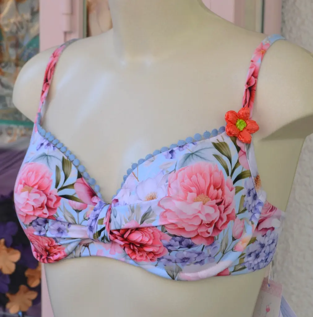 2lapeoperiaia,costumidelforte,bikini,shoppng,fortedeimarmi.webp