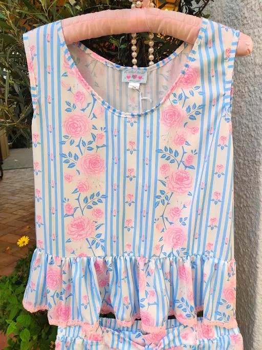 2,top,shorts,lapeoperaia,shoppingfortedeimarmi,mare,.webp