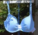 I COSTUMI DEL FORTE - BIKINI A RIGHE CON FIORE APPLICATO
