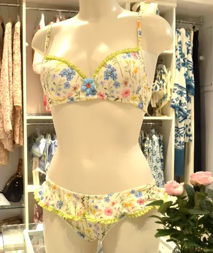 I COSTUMI DEL FORTE COLLEZIONE FIORI DI CAMPO
