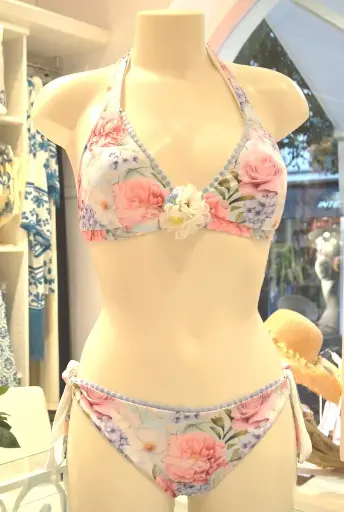 I COSTUMI DEL FORTE COLLEZIONE FLORA