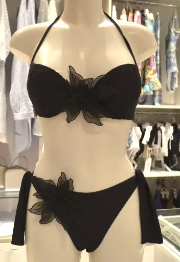 Raffaela D'angelo - Bikini