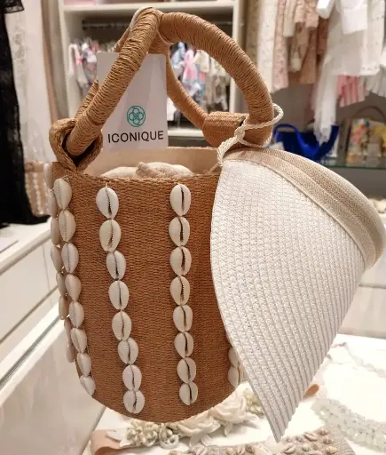 ICONIQUE - BORSA CON CONCHIGLIE E VISIERA ARGENTO